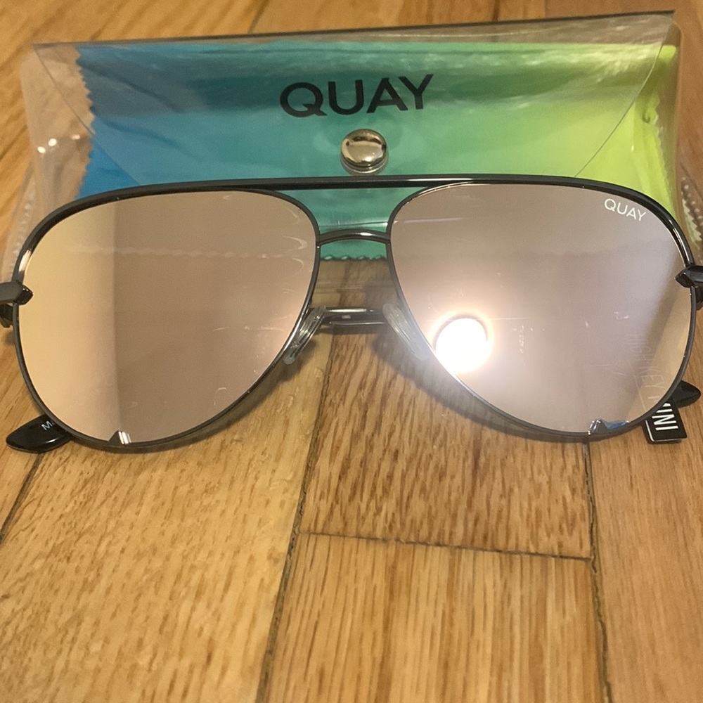 Quay High Key Minis